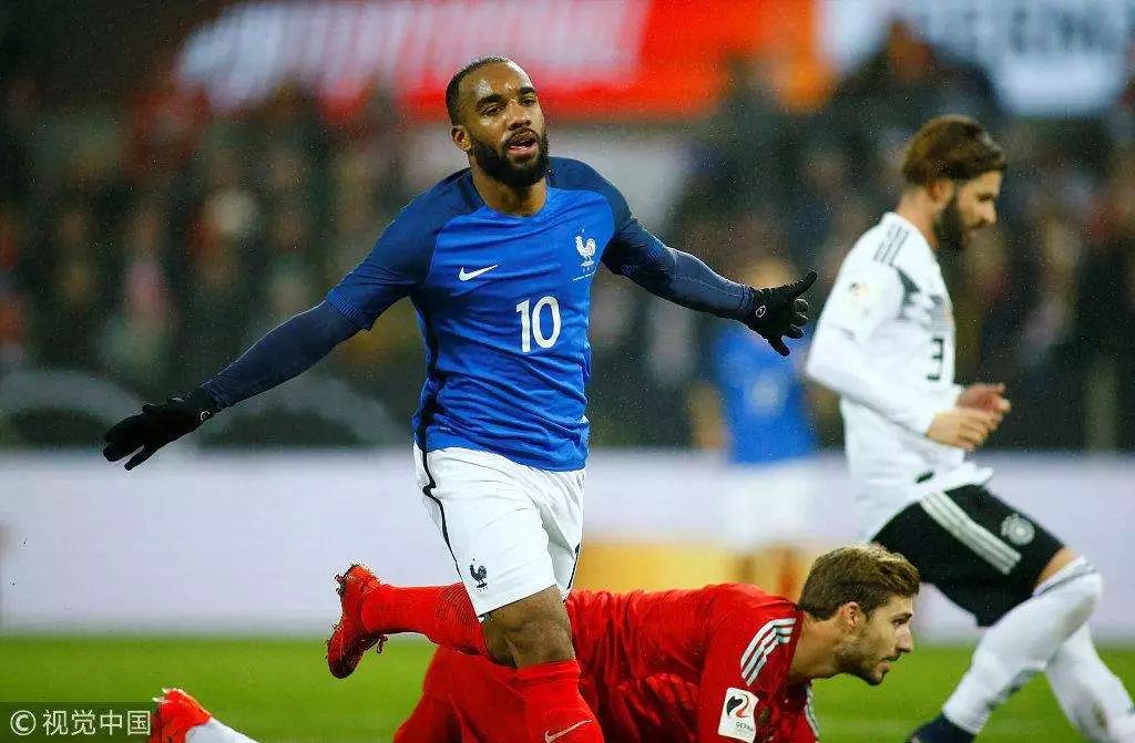 星空体育官网加时末段巴塞罗那调整名单以备法国杯，强势反弹环节打磨，更衣室稳定，团队化学反应显著的简单介绍