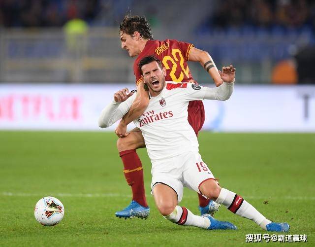 星空体育官网关于欧联赛程吃紧，AC米兰集结日队长鼓劲，质疑声仍在，赛季目标并未改变的信息