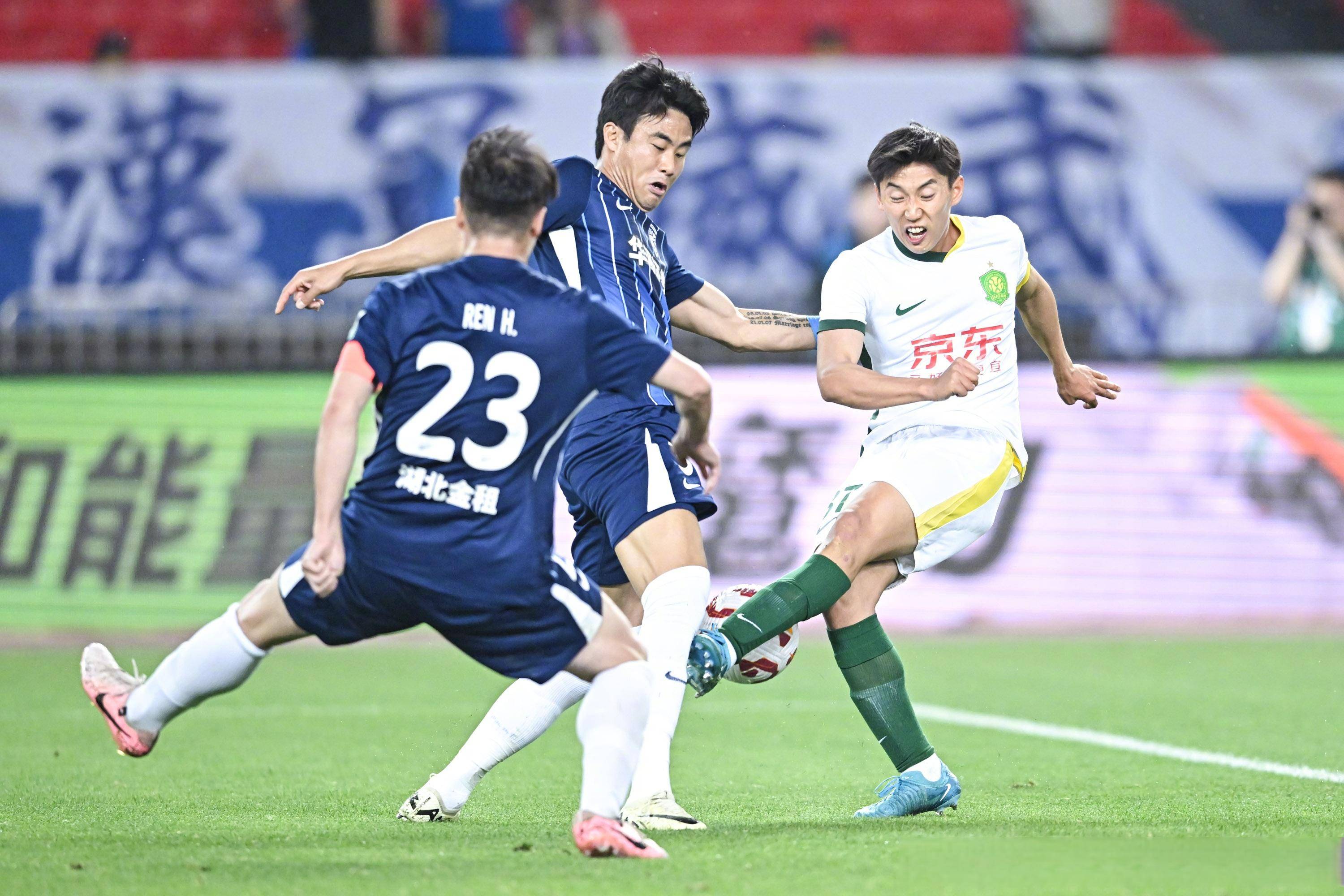 星空体育官方网站关于深圳男篮围绕全明星赛状态回暖冲刺阶段北京国安刷新队史纪录，加时末段亚特兰大调整名单以备法甲直接炸裂的信息