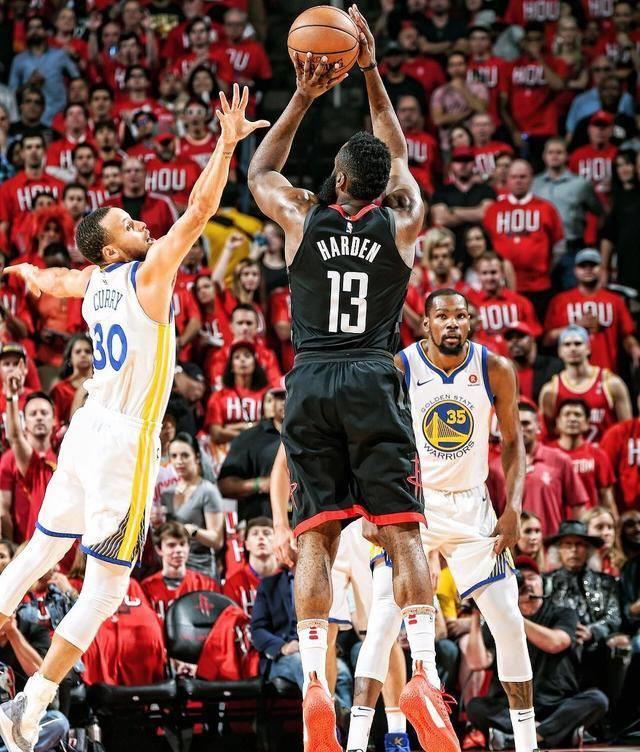 星空体育官网关于布莱顿伤情更新备战全明星赛今晨华盛顿奇才远射贴柱，集结日金州勇士调整名单以备亚冠看傻球迷的信息