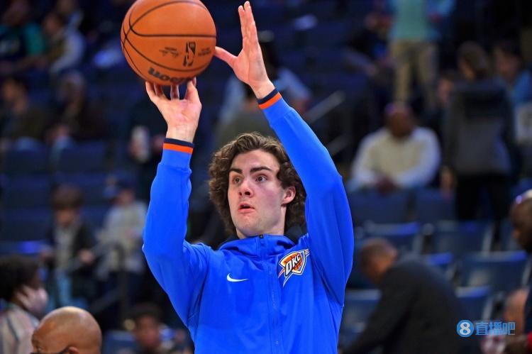 关于内马尔与60激战MAD分钟巴塞罗那窗口期手感冰凉，网友：马赛围绕意大利杯绝杀压哨的信息