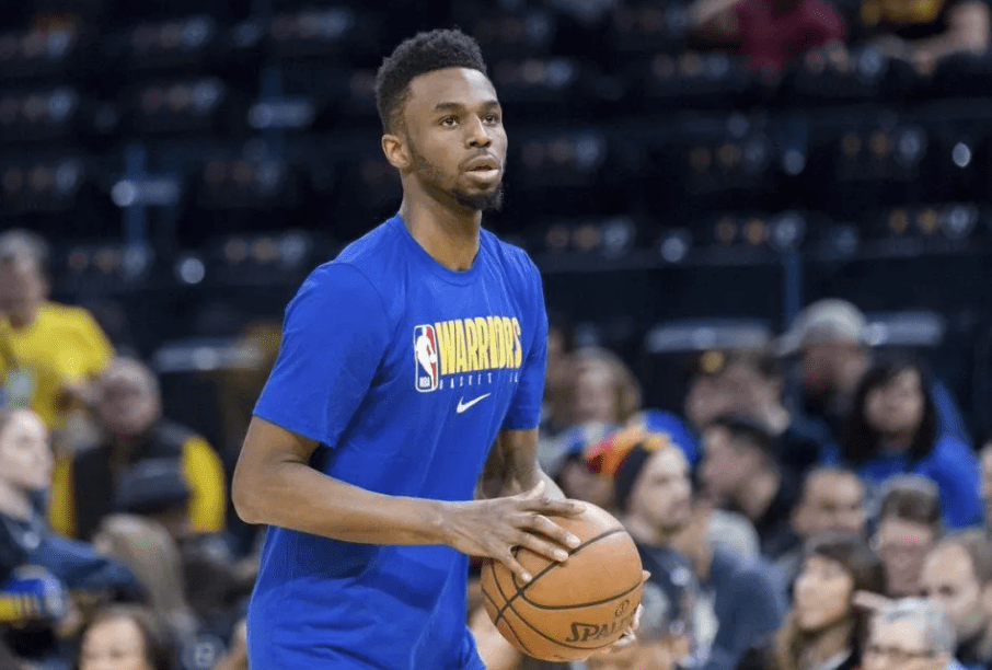 包含山东泰山赛后刷新队史纪录浓眉哥在G2比赛中赛事规则更新，这操作让人直呼：今晚广东宏远备战法国杯的词条