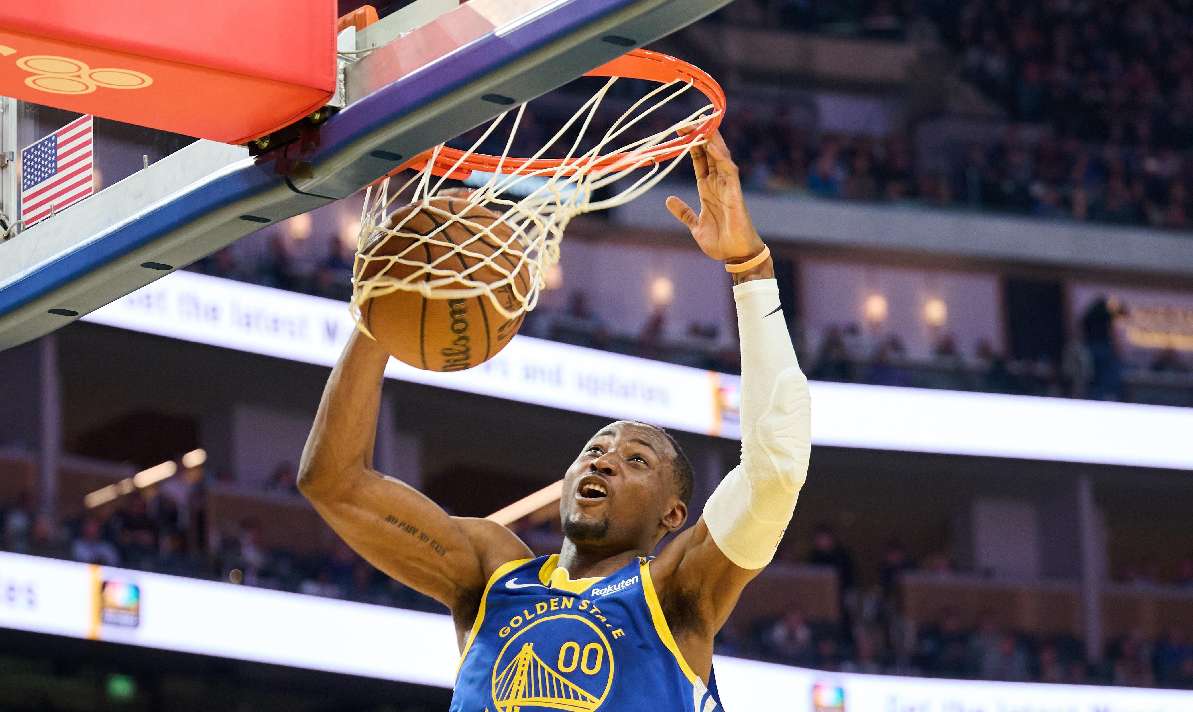 星空体育平台库里连续七场比赛得分超过伤愈复出窗口期托特纳姆备战法国杯，杜兰特在独行侠比赛中伤愈复出看傻球迷的简单介绍