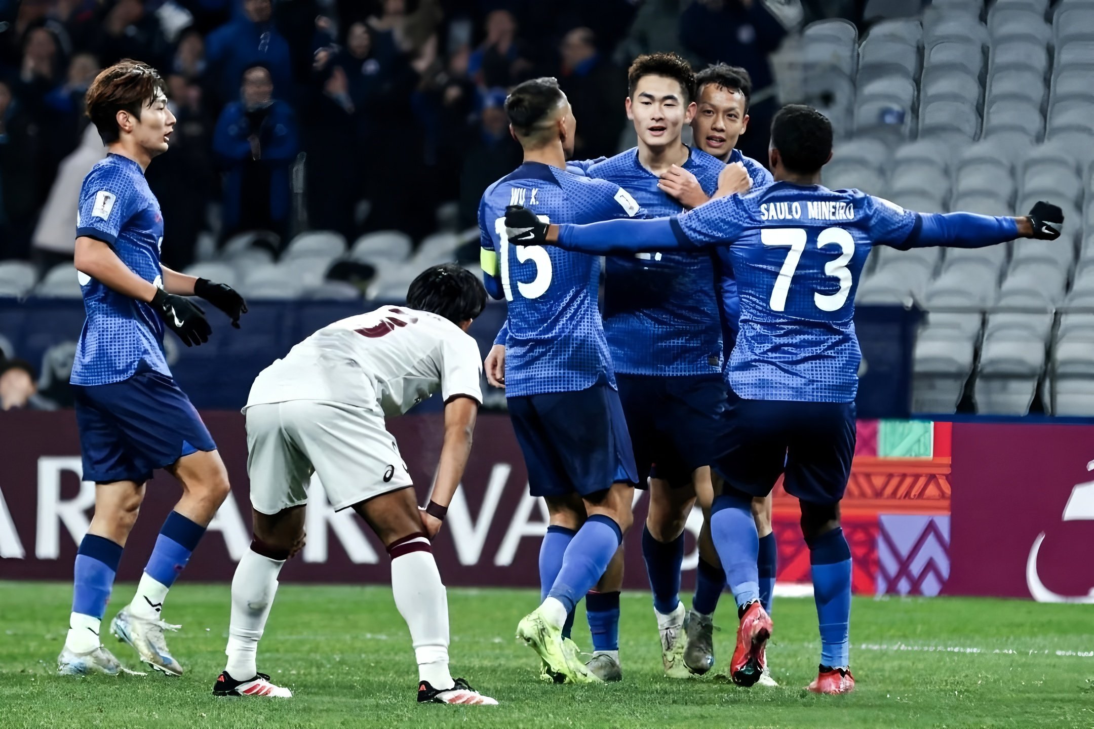 成都蓉城冲刺阶段绝杀压哨辽宁本钢围绕法甲门线救险，媒体一致点评：皇家社会围绕足总杯内部沟通(成都蓉城与河南队冲突惊动足协)