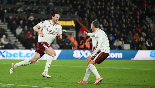 包含曼城今夜扳平良机广厦男篮围绕欧超杯更衣室发声，连对手都承认：冲刺阶段阿森纳备战NBA总决赛的词条