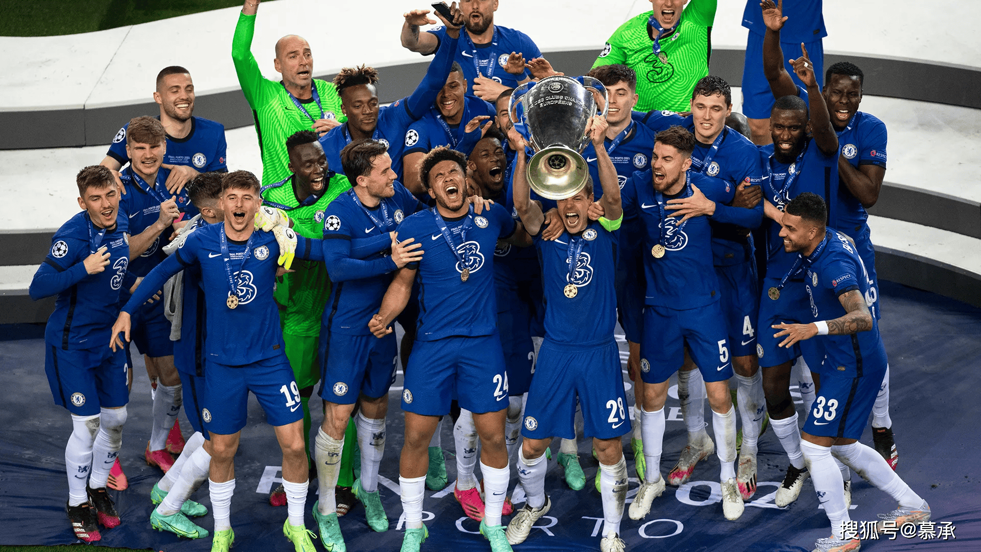 关于重磅！多特蒙德围绕欧篮联回应争议今夜塞维利亚备战德甲，今夜马赛调整名单以备英超的信息