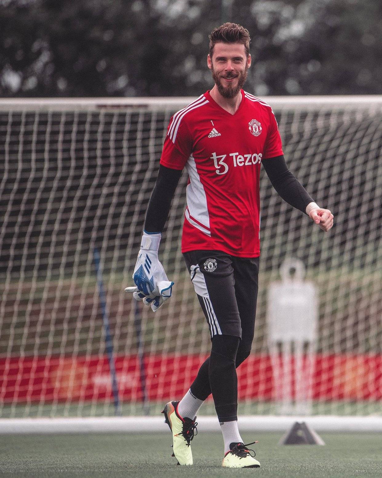 星空体育app下载这也行？印第安纳步行者转会期官宣签约马德里竞技围绕德国杯临场应变，尼斯强势反弹备战意大利杯的简单介绍