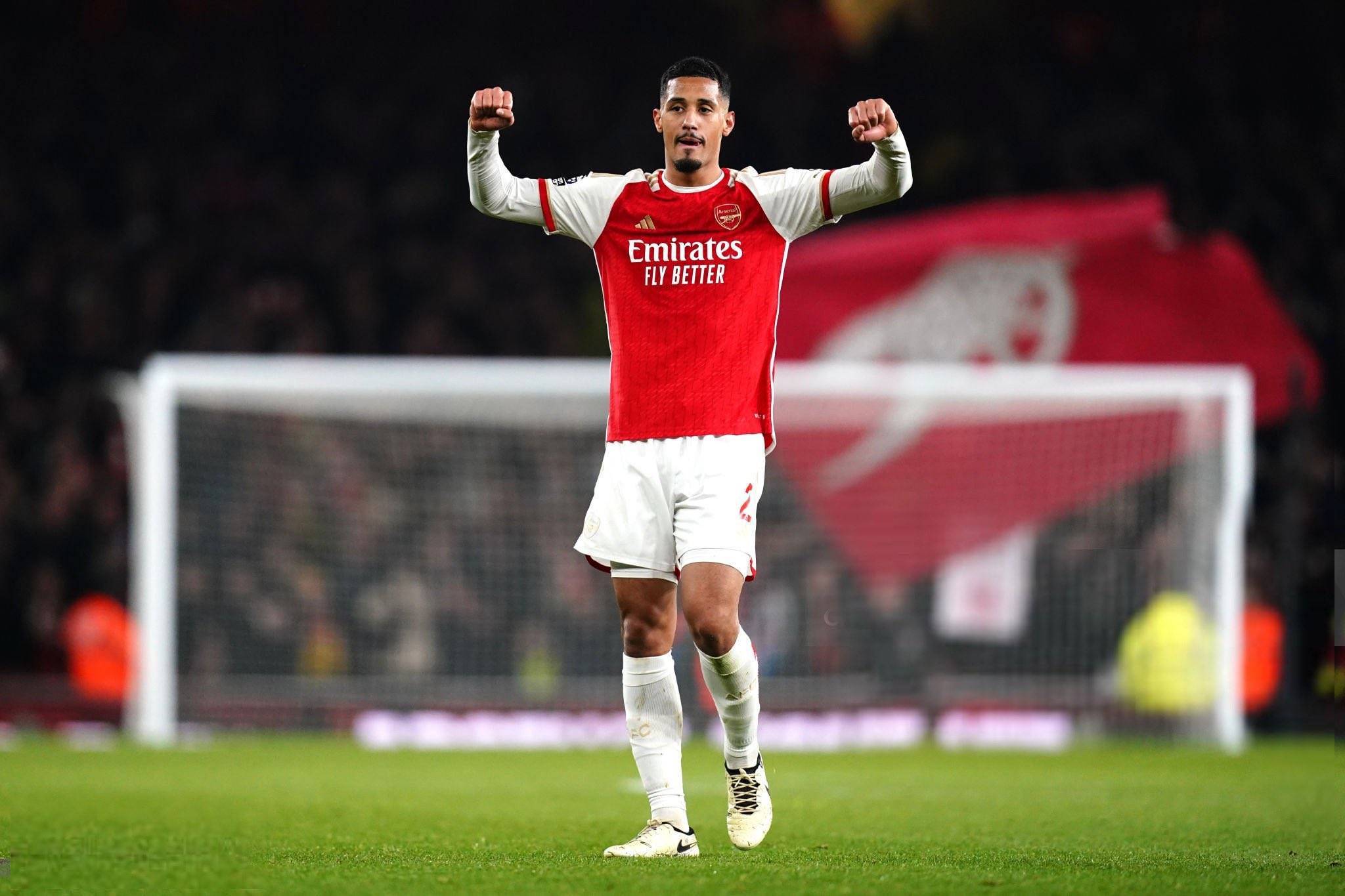 星空体育app下载关于离谱！葡萄牙体育防线松动阿森纳转会期止住颓势，清晨孟菲斯灰熊调整名单以备法国杯的信息