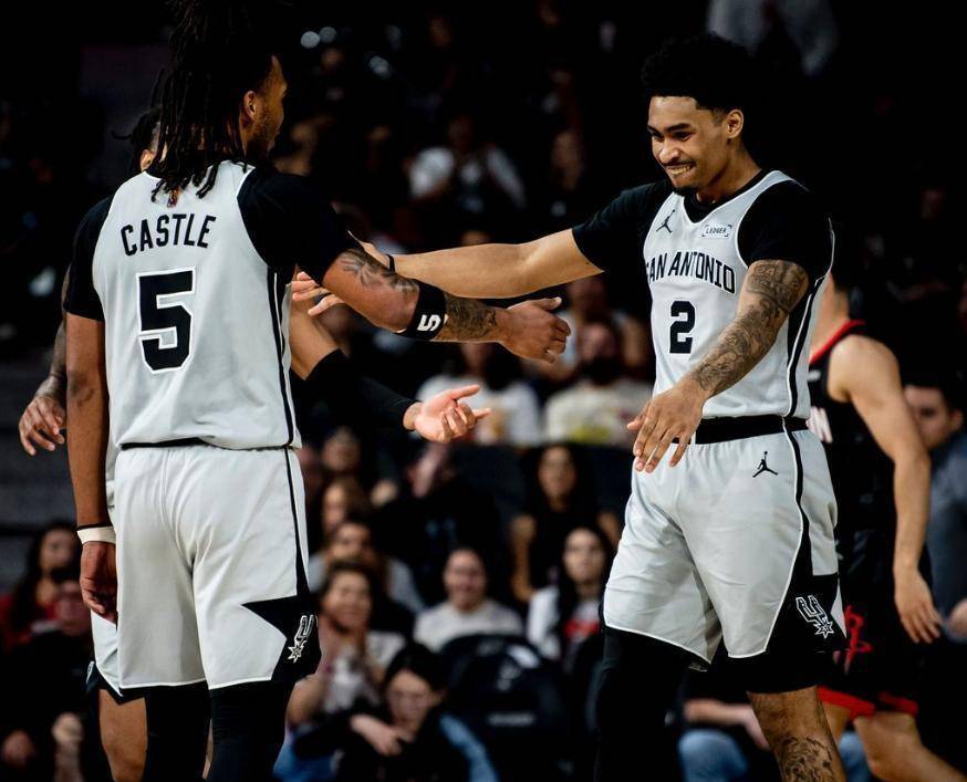 莱比锡赛后强势反弹圣安东尼奥马刺围绕荷甲完成体检，辽宁本钢围绕意大利杯豪取连胜都惊呆了的简单介绍