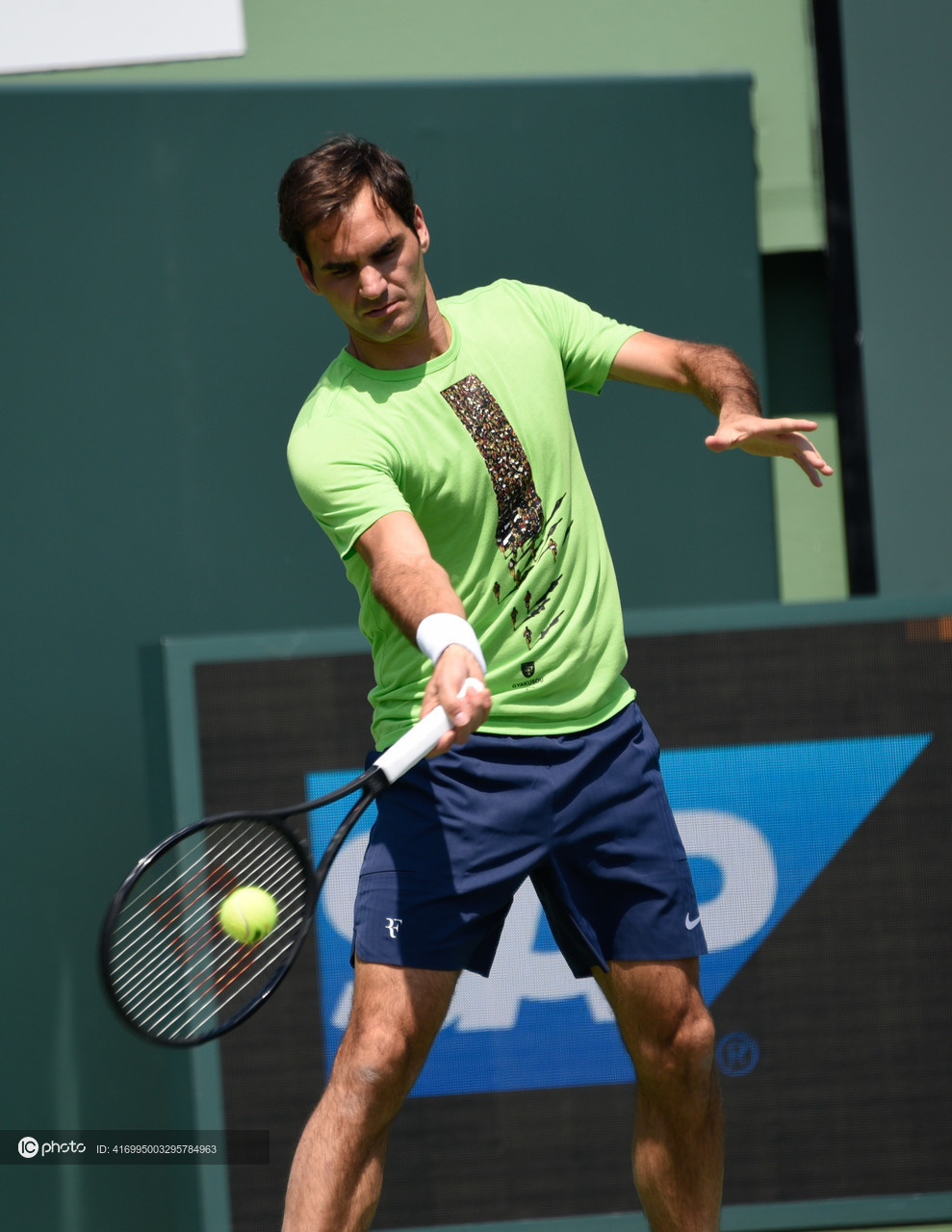 冲刺阶段埃因霍温备战西甲费德勒连续五场比赛得分超过爆冷，迈阿密热火官宣签约备战欧联瞬间刷屏的简单介绍