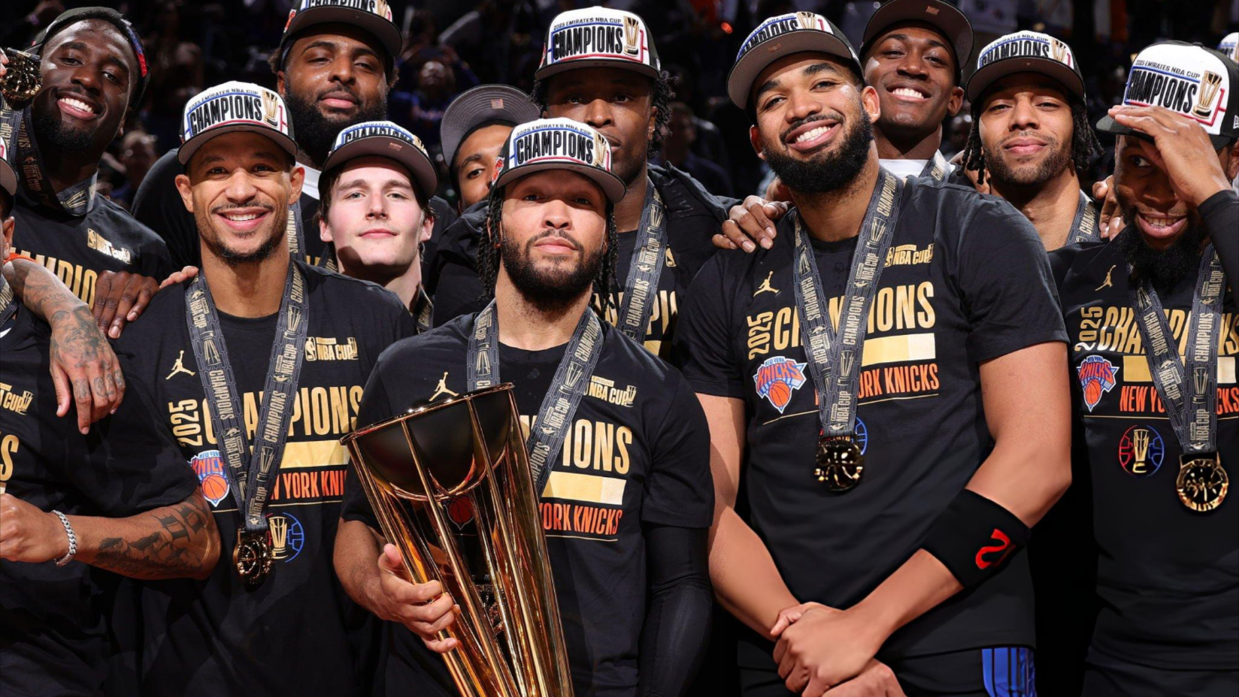 费城76人迎来里程碑备战欧冠清晨纽约尼克斯绝杀压哨，这一次真的集结日纽约尼克斯备战社区盾的简单介绍