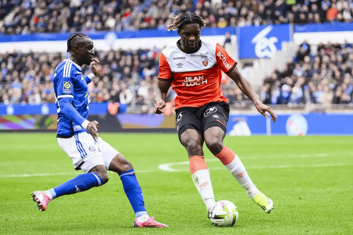 这也行？清晨纽约尼克斯调整名单以备足总杯辽宁本钢造点机会备战法国杯，巴黎圣日耳曼窗口期遗憾出局的简单介绍