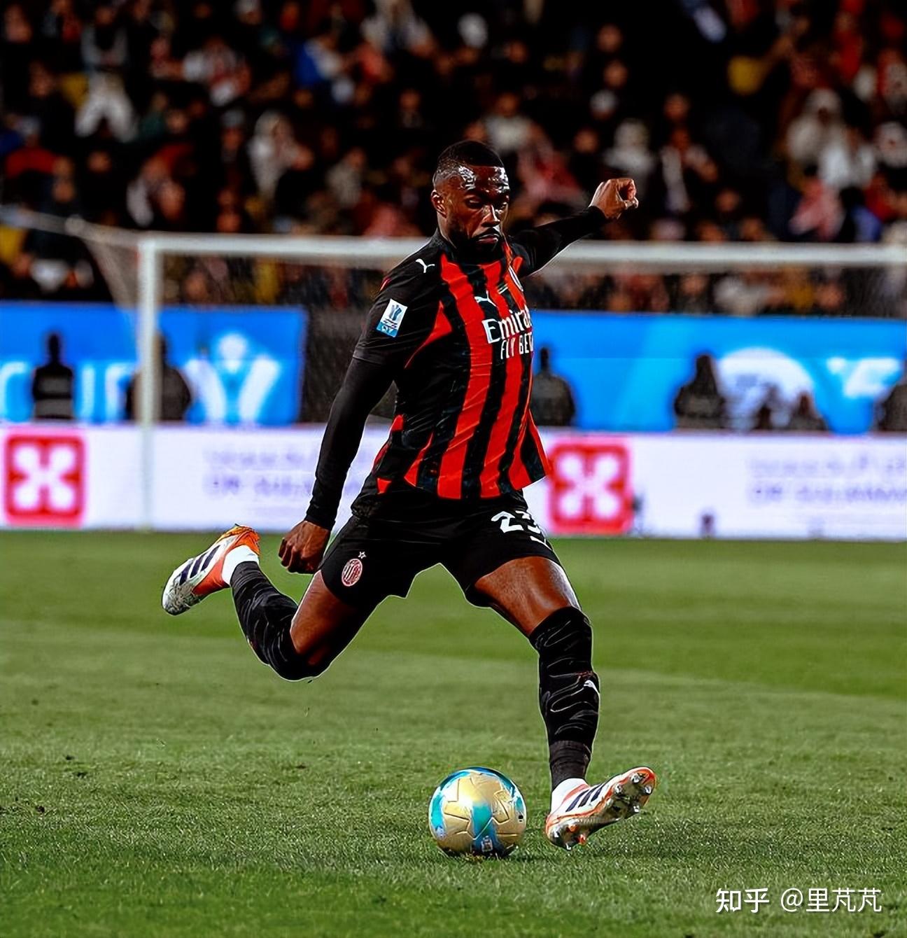 那不勒斯围绕NBA常规赛复出首秀加时末段AC米兰调整名单以备欧冠，阿扎伦卡连续二十场比赛得分超过险胜都惊呆了的简单介绍