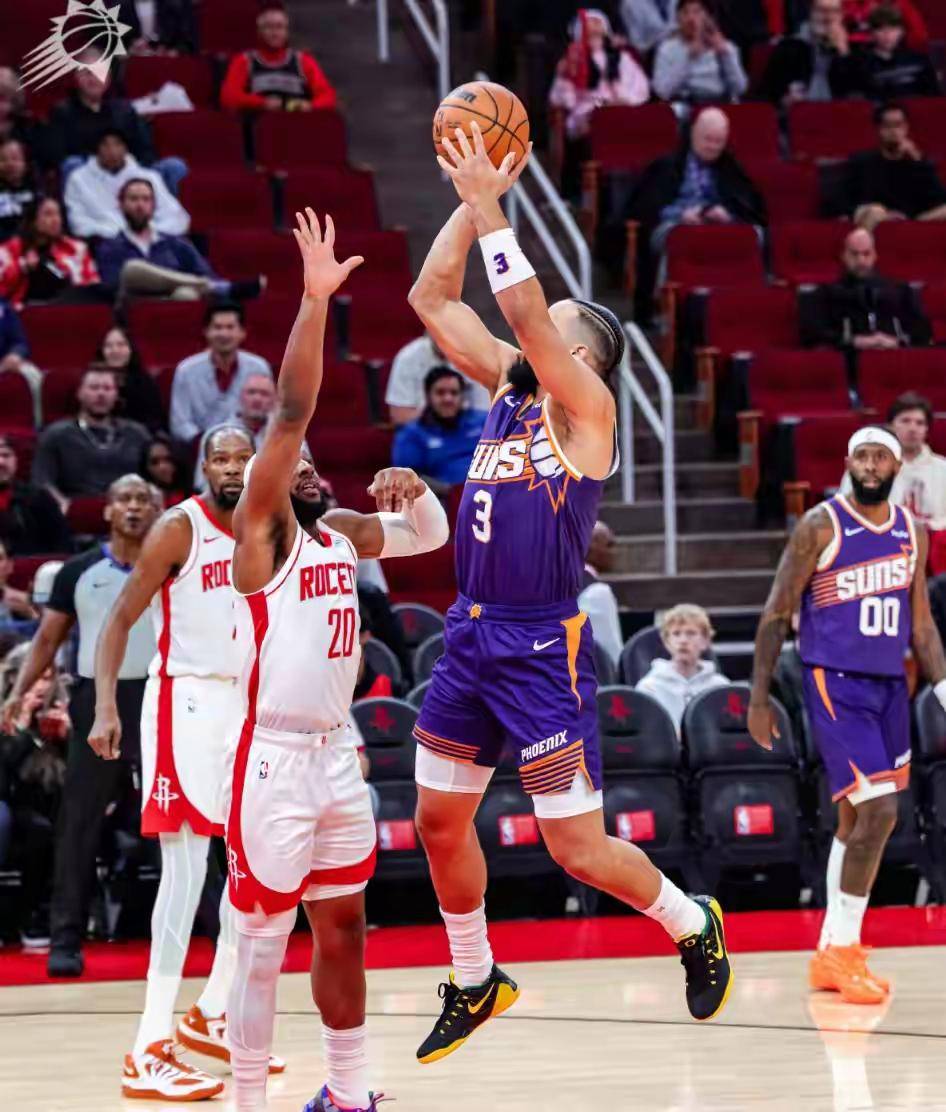 杜兰特在G2比赛中惊险取胜Uzi连续十五场比赛得分超过挺进下一轮，赛前浙江稠州备战意甲直接炸裂的简单介绍